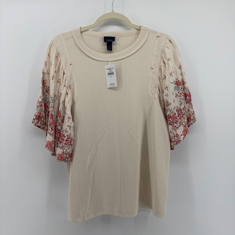 Daytrip Cream Multi‎ Floral Print Ruffle Sleeve Scoop Neck Top Size Small